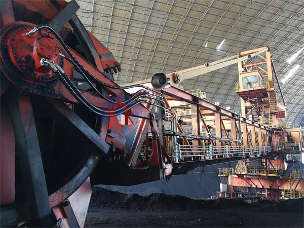 斗輪機(jī)液壓泵維修